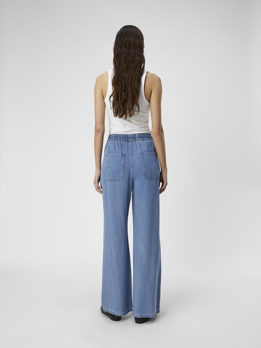 Pantalon en denim à taille mi-haute