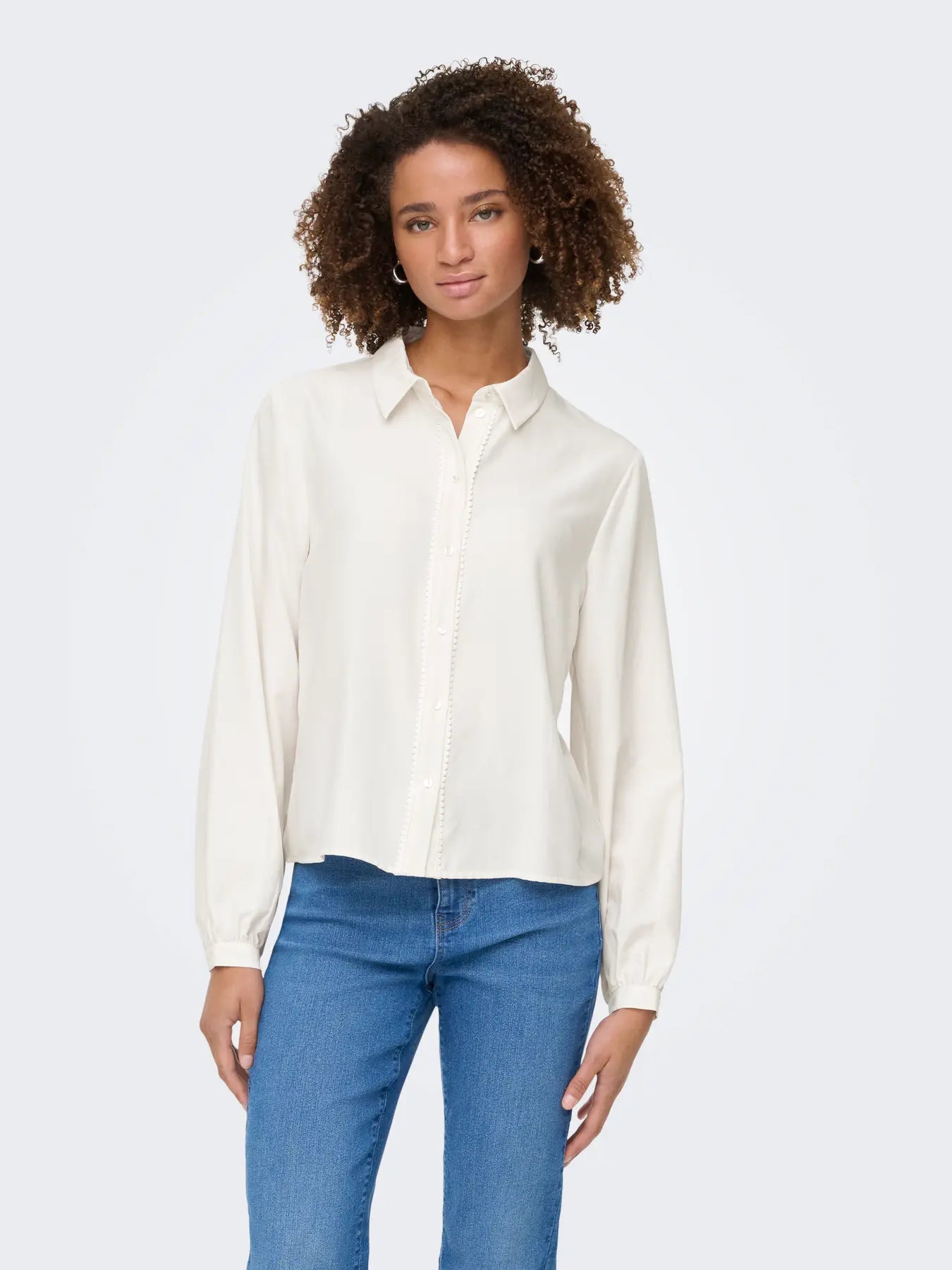 5715733910889_5715733910988_5715723778864_5715723778888_5715733910872_(15355549__Cloud Dancer__1__20250912123036981.jpg)_ORGAHUB