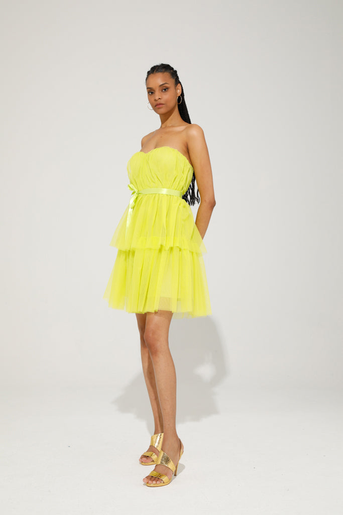 Robe courte en tulle